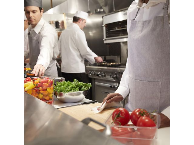 Dispenser TORK M4 Reflex svart